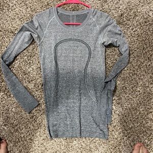 Lululemon swiftly tech long sleeve